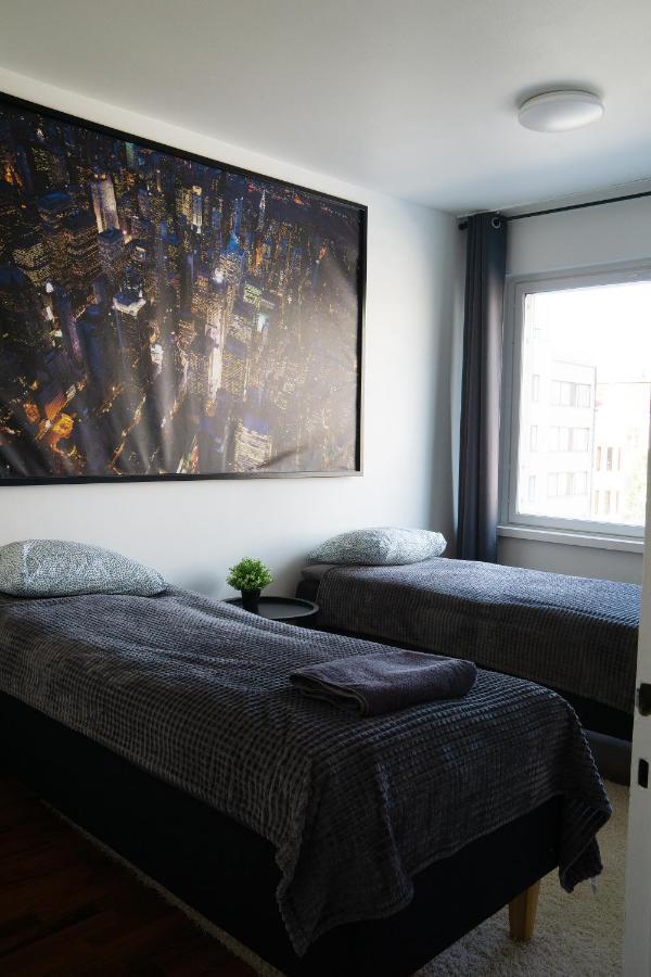 Oulu City Center 4-Room Apartment Parking Екстериор снимка